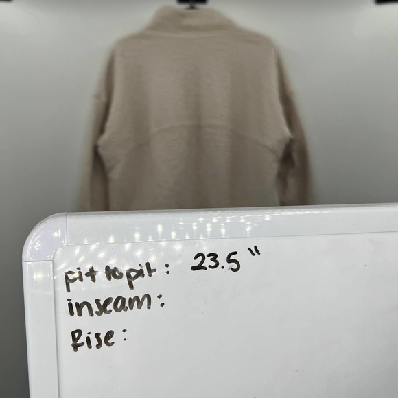 Lululemon Cream Textured Full Zip 8 - Picture 3 of 3